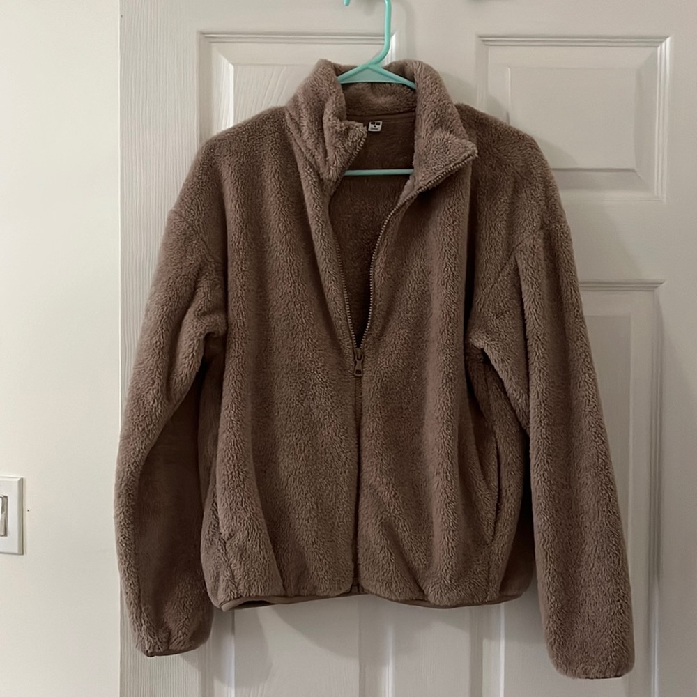 Fuzzy uniqlo full zip sweater